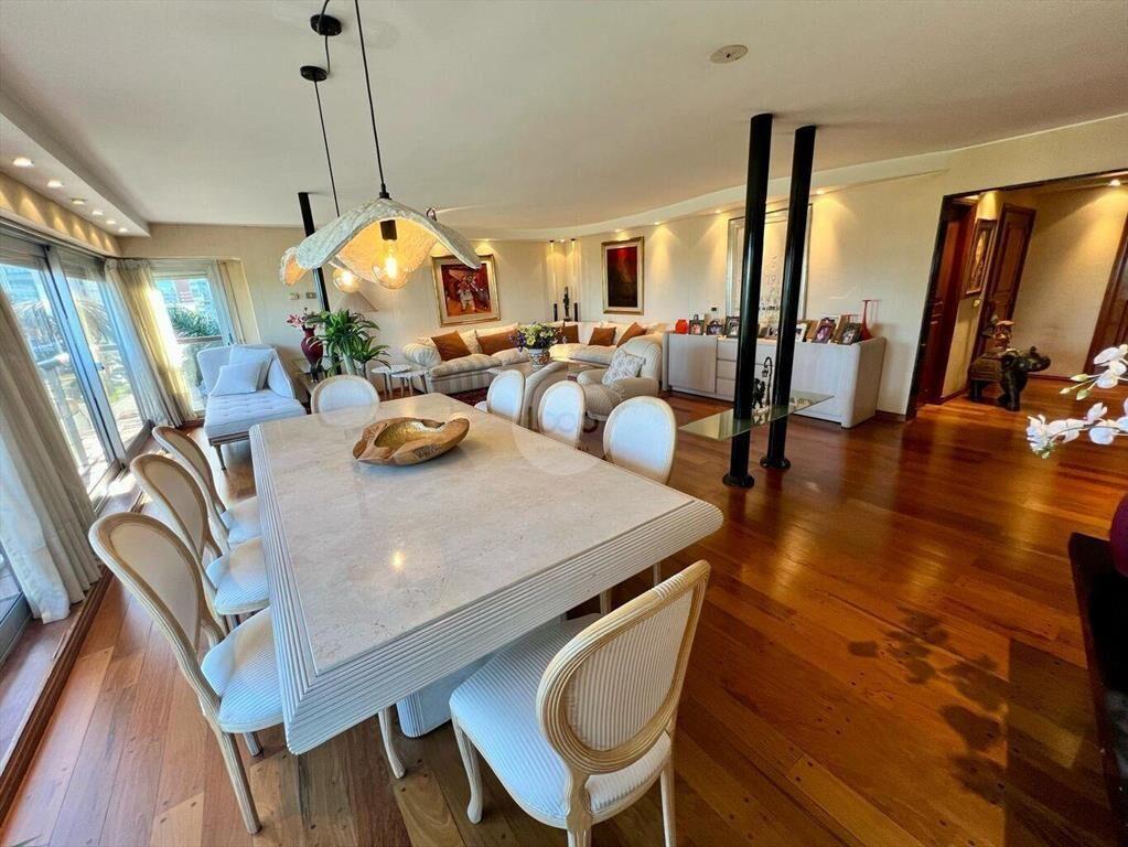 Venta Apartamento frente Puerto del Buceo Vista al Mar; 3 D