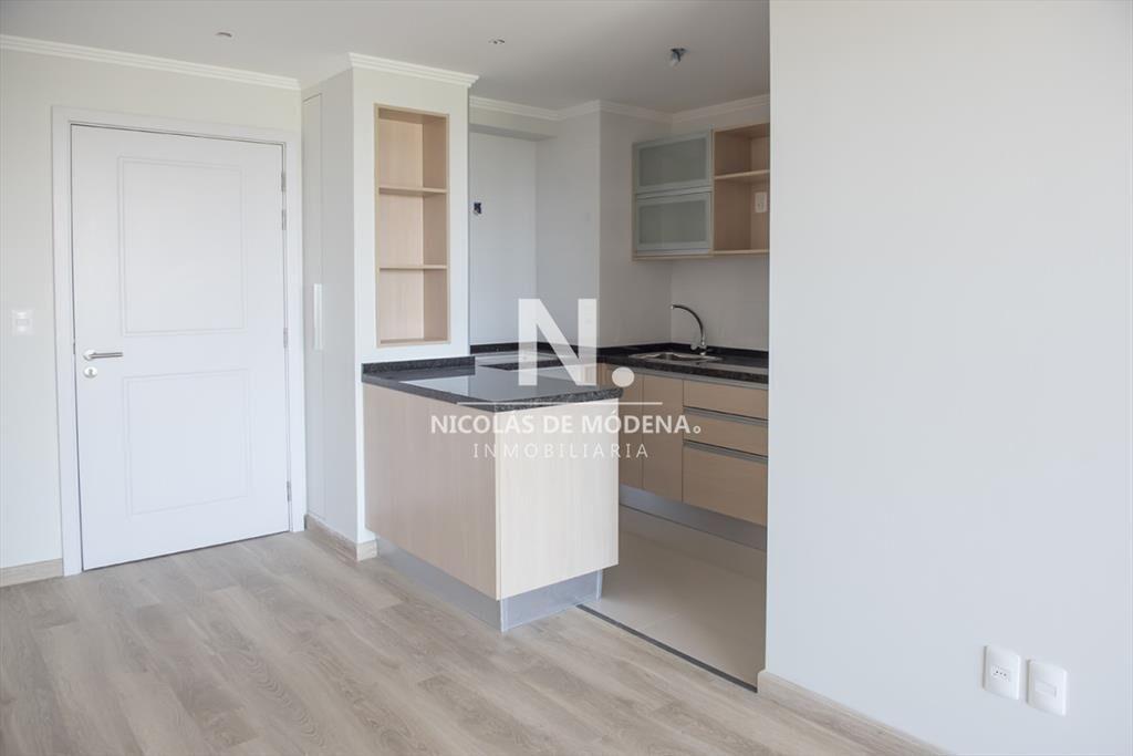 Vende apartamento de 2 dormitorios en Place Punta