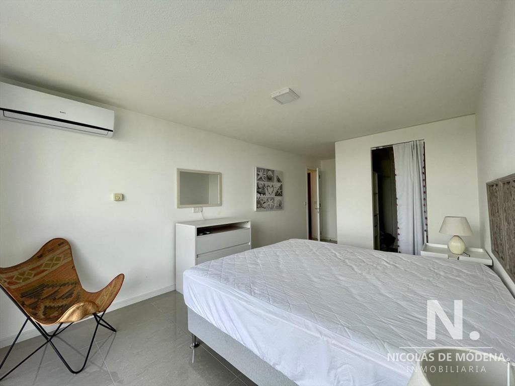 Hermoso apartamento de dos dormitorios en venta!