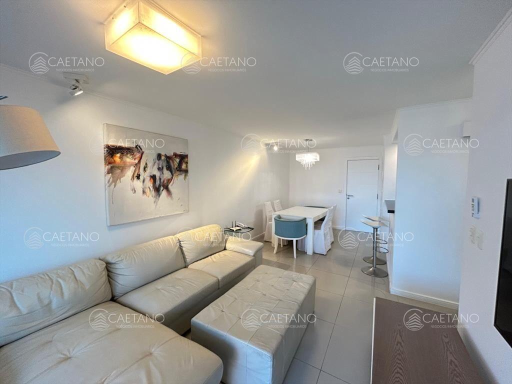 Alquiler apartamento dos dormitorios punta del