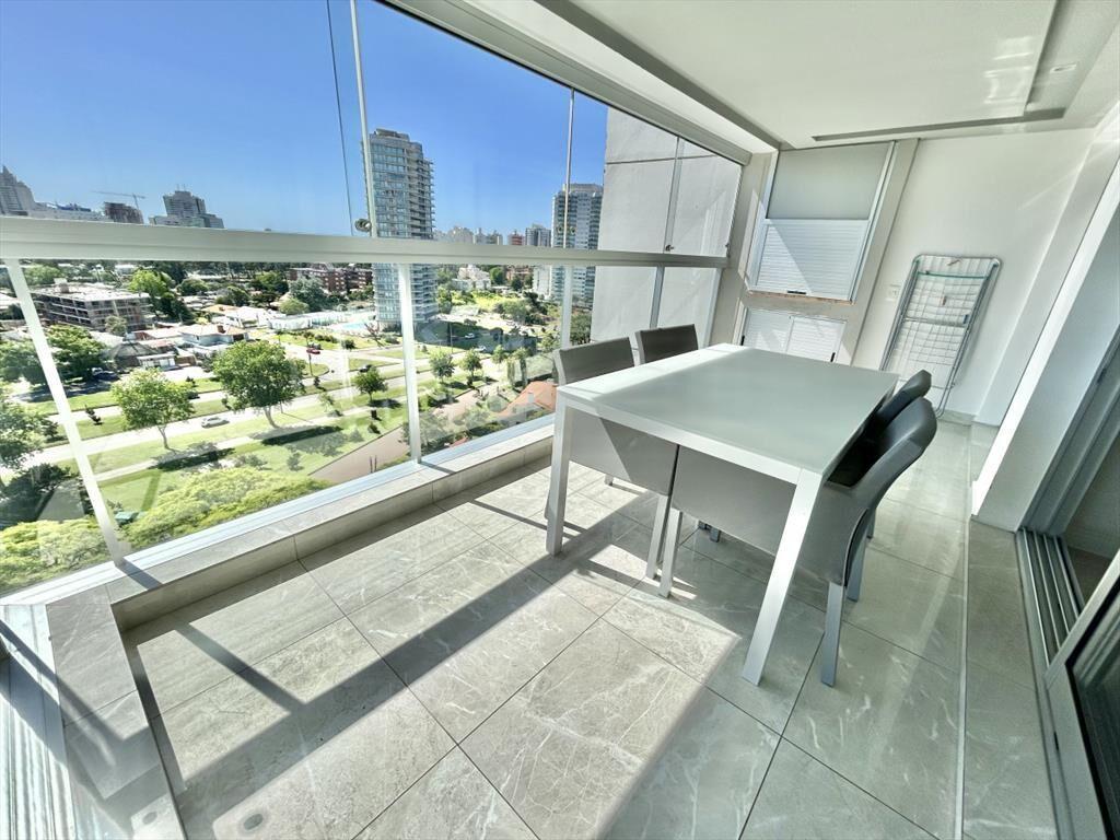 VENTA APARTAMENTO 2 DORMITORIOS EDIFICIO MIAMI II