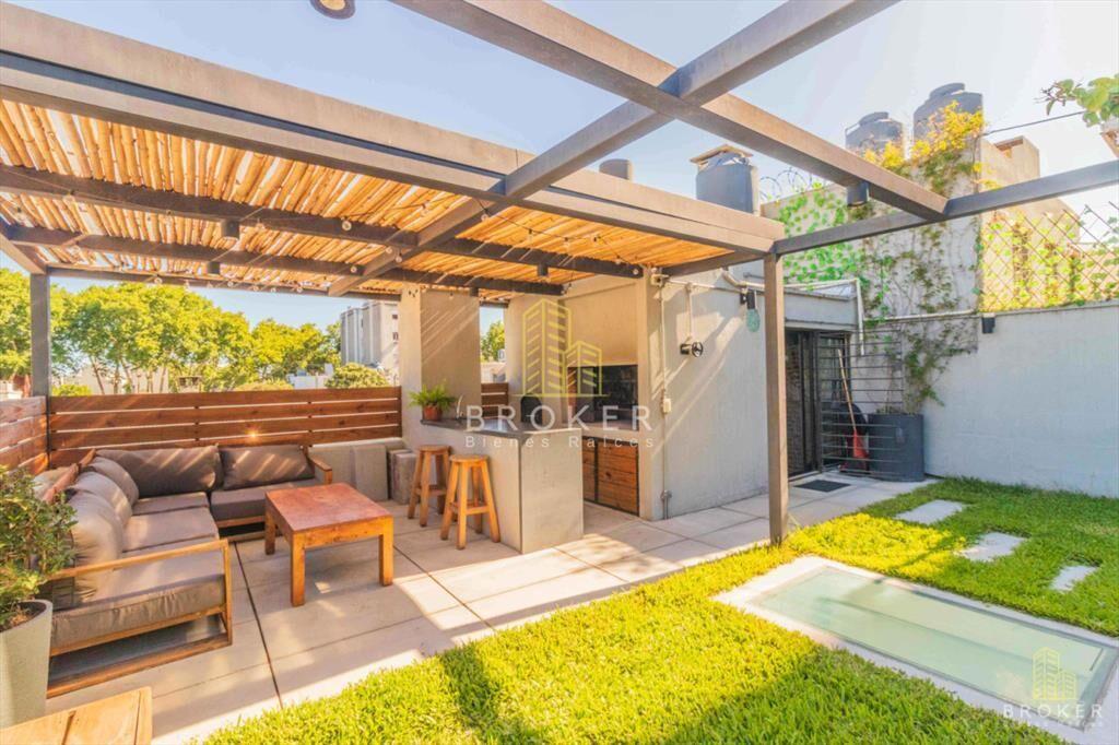 Venta Casa de 3 dormitorios y piscina en CordÃ³n,
