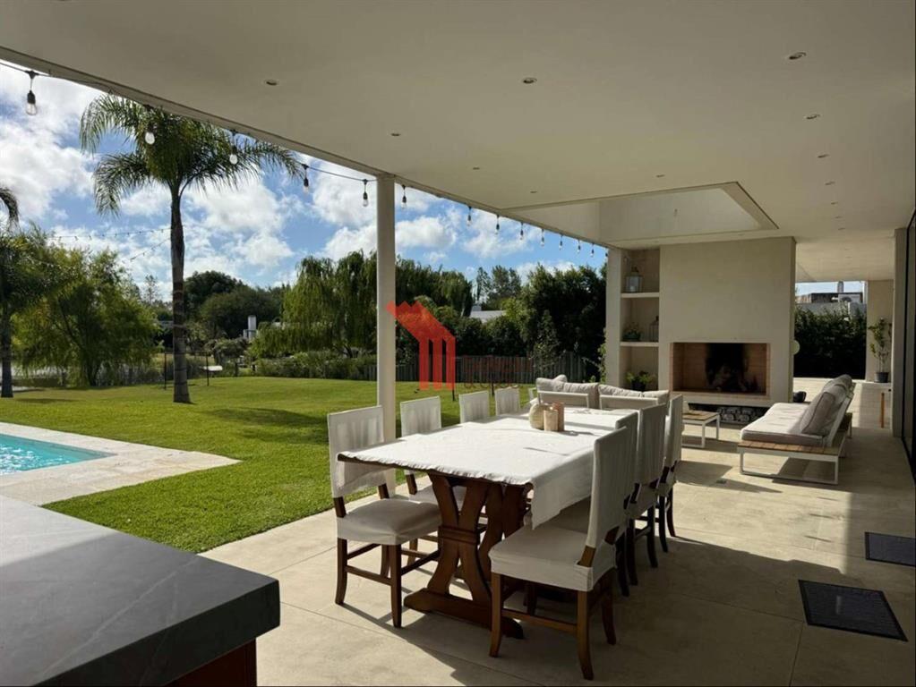 Venta Casa 4 Dormitorios Viñedos de la Tahona al