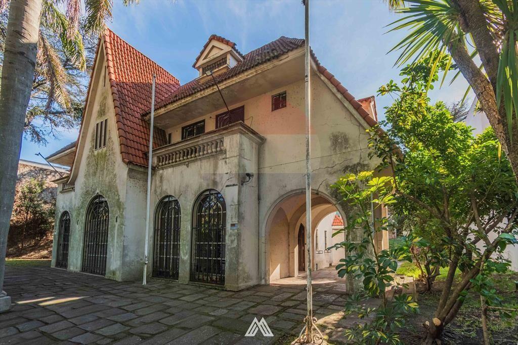 Venta Casa Ex-Embajada Polonia en Parque Batlle