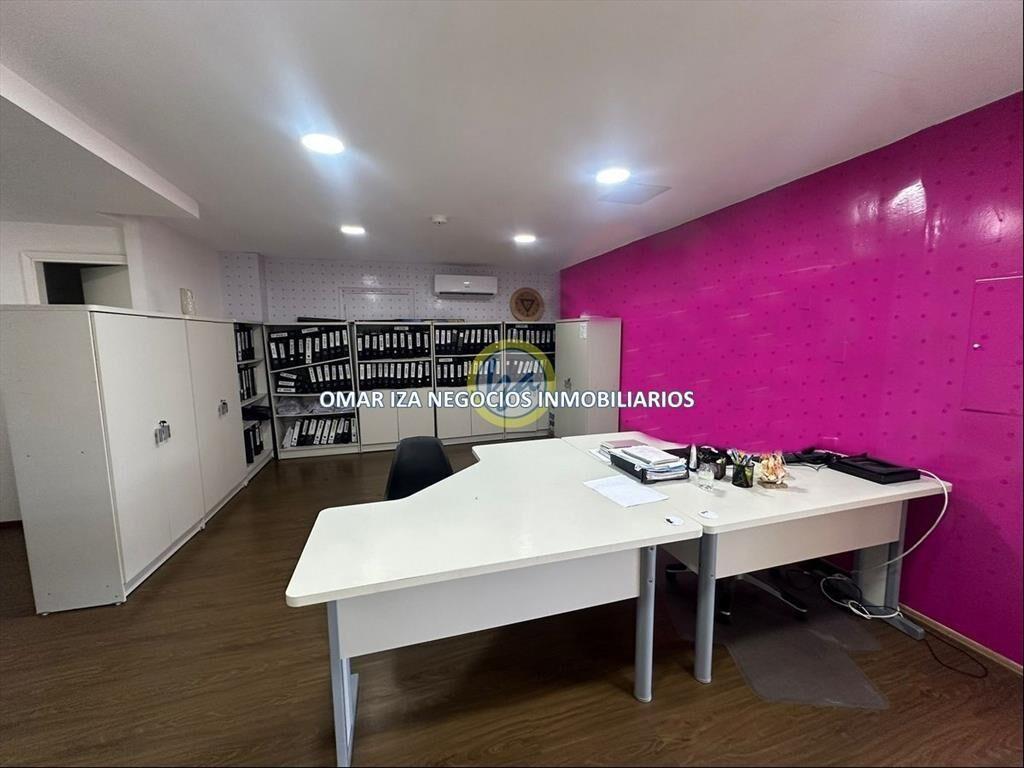 Venta local comercial, depósito o terreno en Carrasco Norte