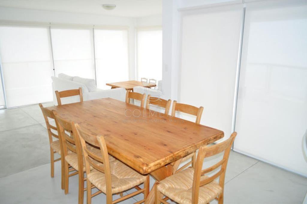 Pent house en peninsula con parrillero y vista al