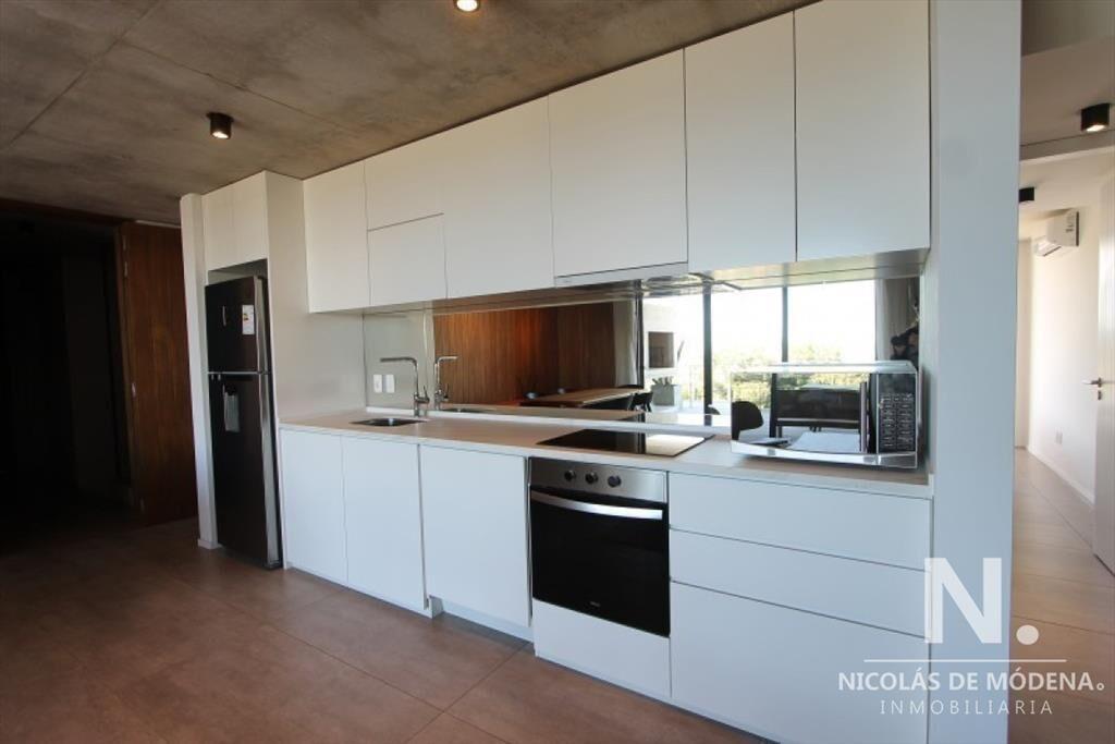 Apartamento de 2 dormitorios en Manantiales con vista al ma