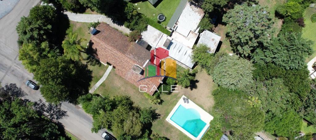 En venta casa en Barrio Golf, Punta del Este de 6