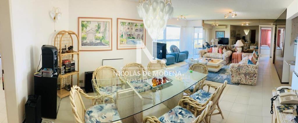 Vende hermoso depto de 3 dormitorios con vista,