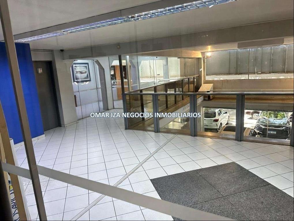 ALQUILER LOCAL COMERCIAL EN POCITOS, 1548M2 EDIFICADOS, ENT