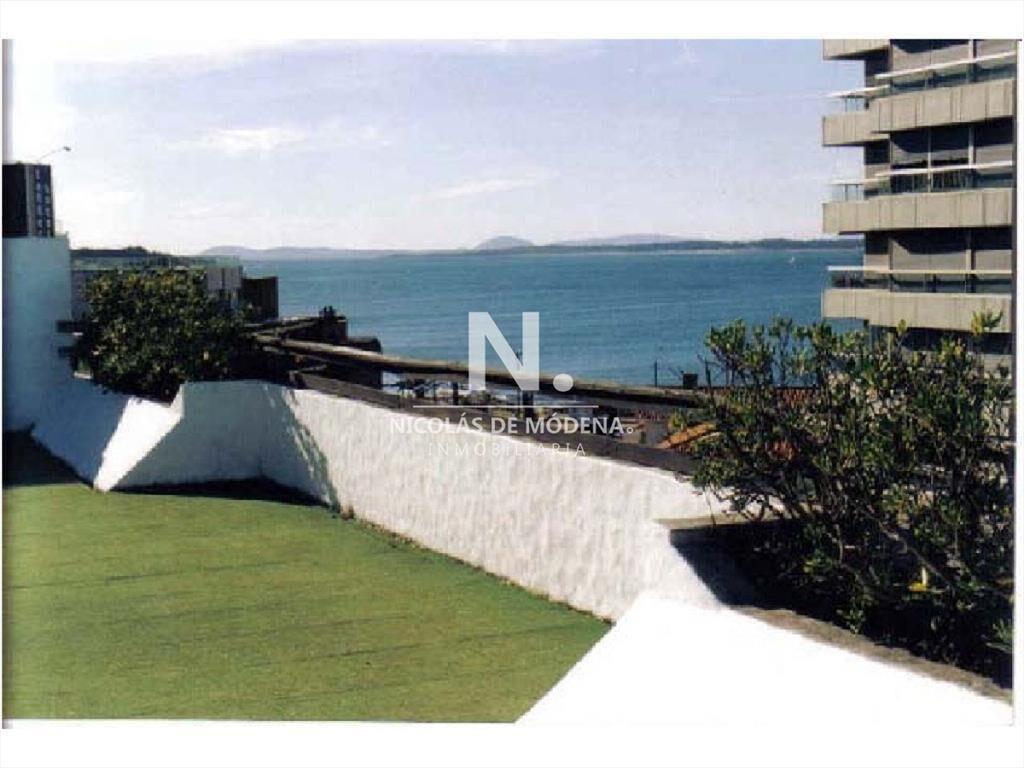 Apartamento en Peninsula  de 3 dormitorios mas en
