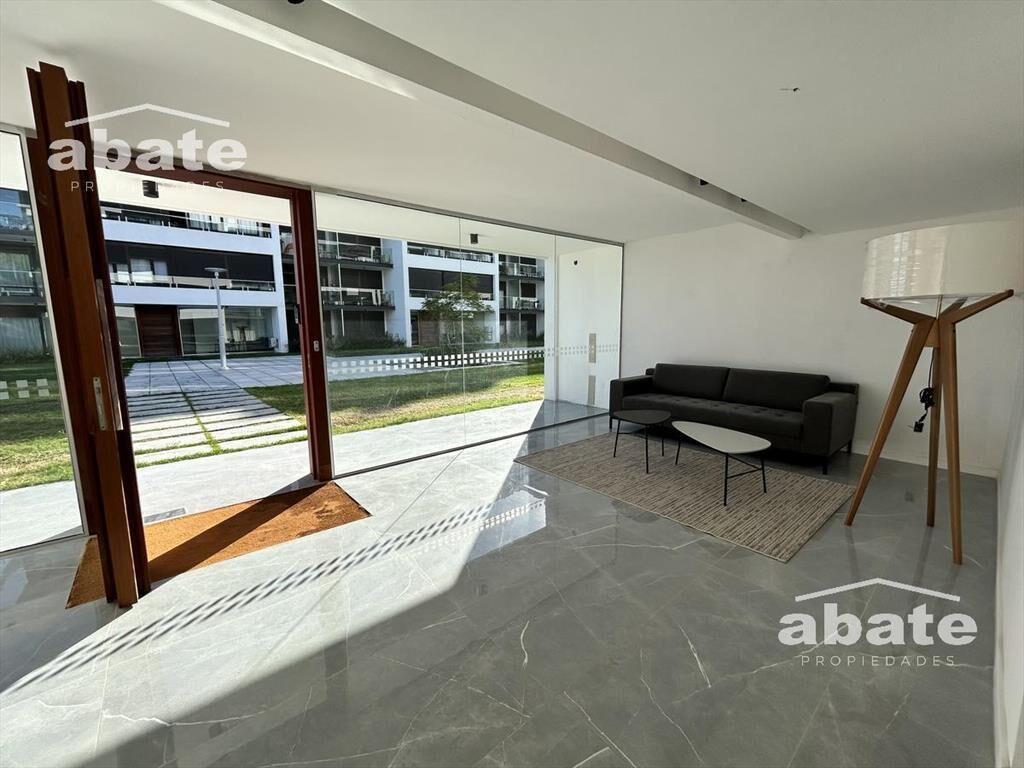 Venta apartamento 3 dormitorios   garaje y box en Parque Ba