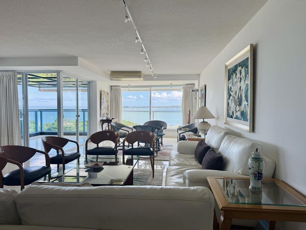 Venta apartamento de 3 dormitorios en suite - Punta del Est