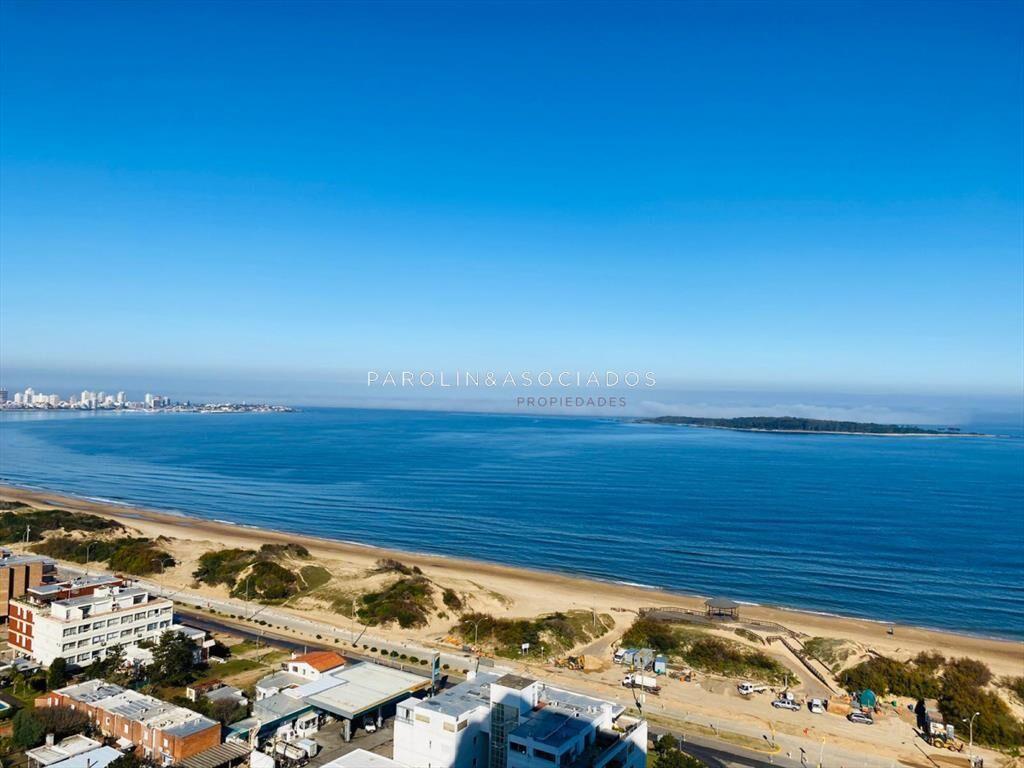 Apartamento en venta de 3 dormitorios en Le Punta