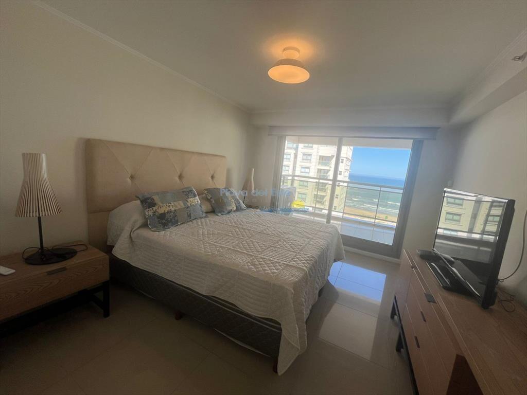 Apartamento en Venta de 3 dormitorios en Punta ,