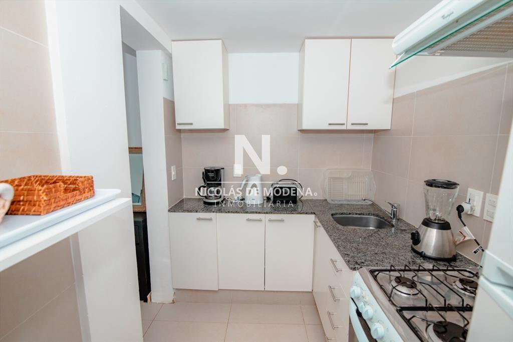 Oportunidad en Venta de Apartamento de planta baja con sali