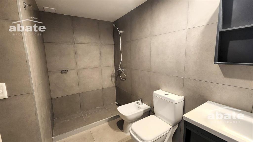 Venta apartamento 2 dormitorios en Parque Batlle al frente