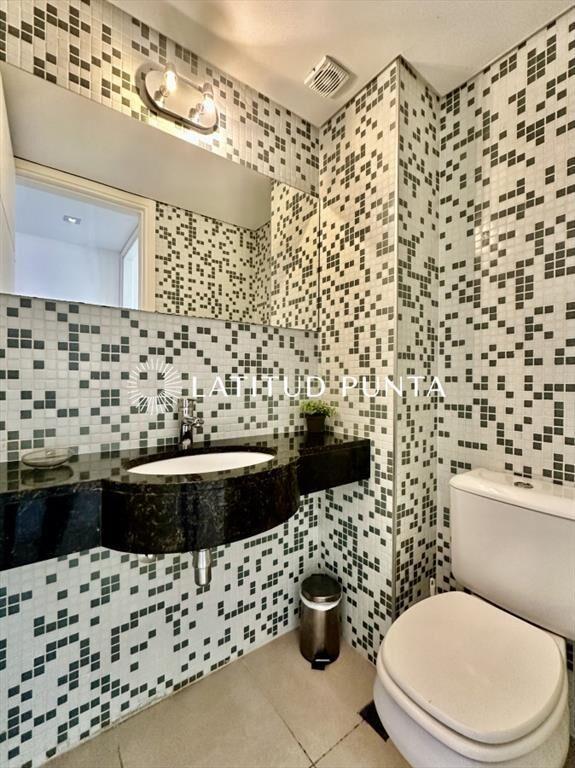 Apartamento en Mansa, 2 dormitorios y medio