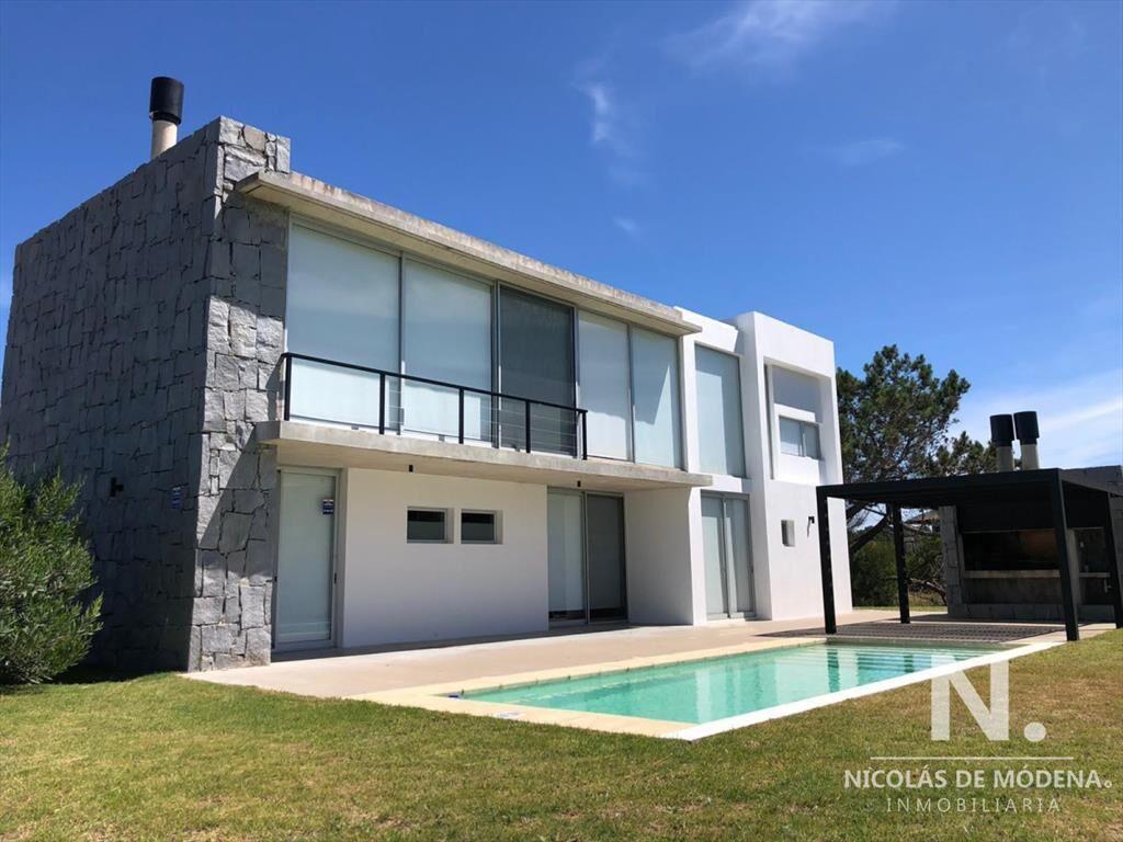 Inigualale casa en Arenas de Jose Ignacio con una comodidad