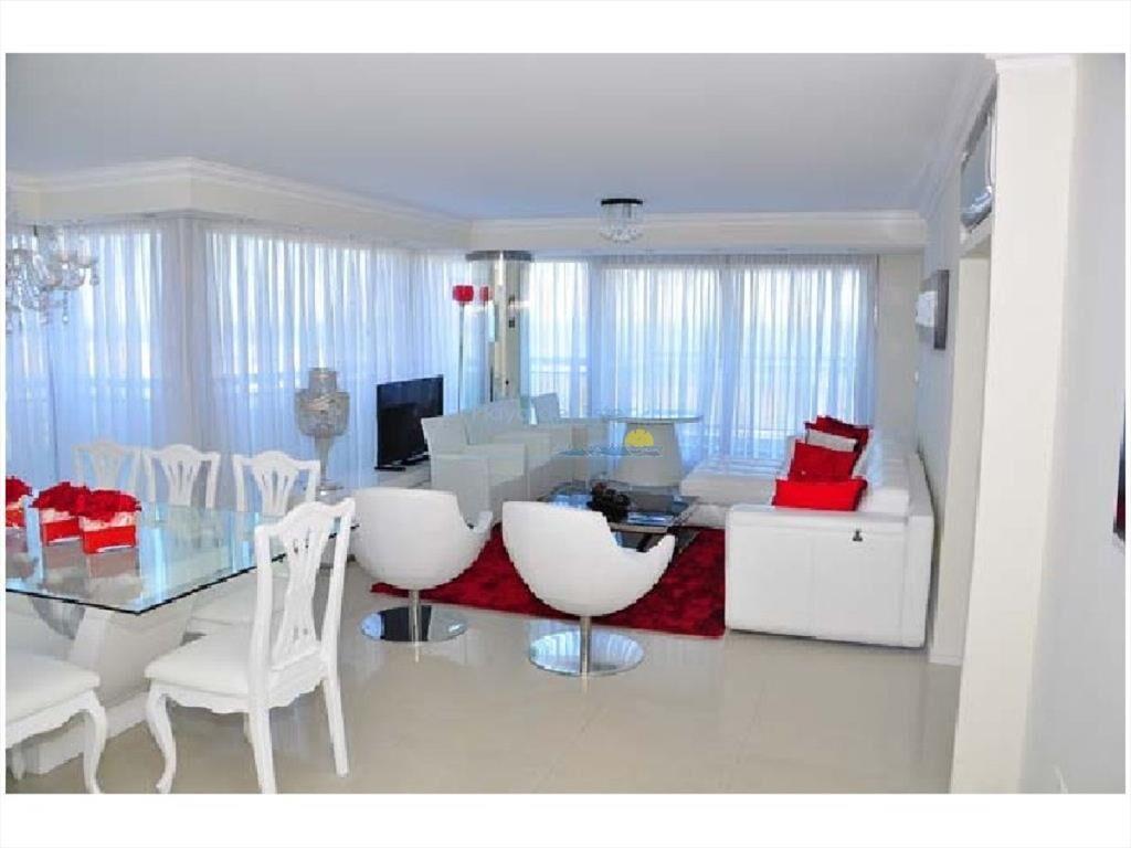 Apartamento en alquiler de 3 dormitorios en Torre