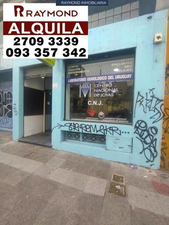 Excelente local en Uruguay y Río Branco