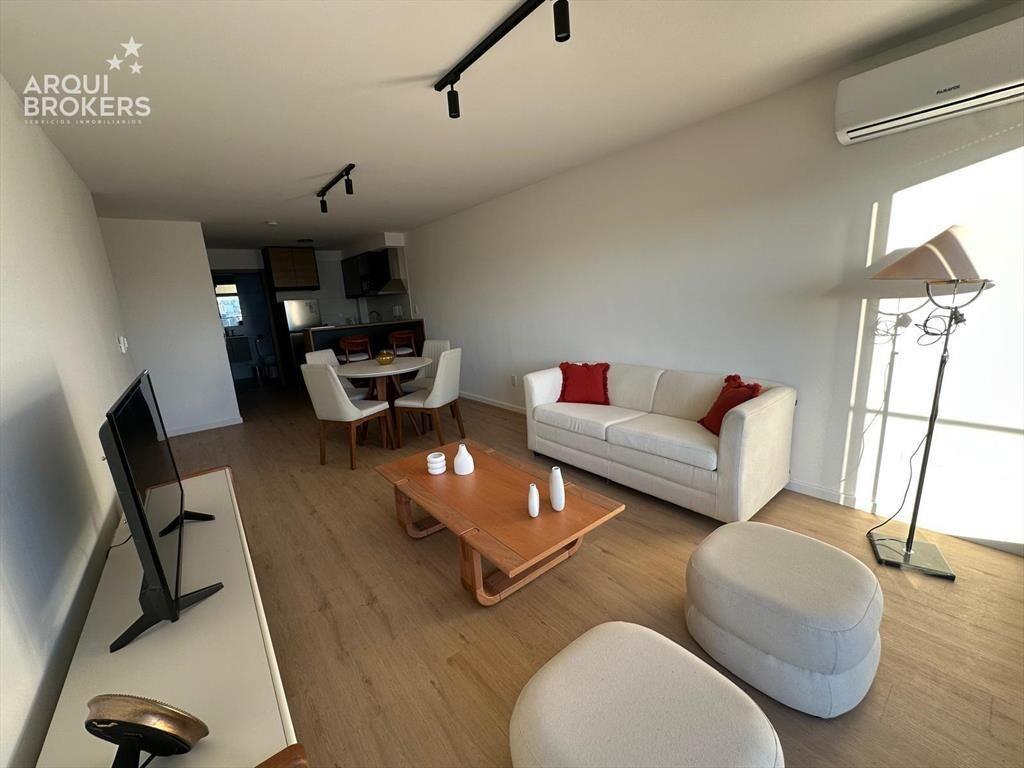 Apartamento 1 dormitorio con muebles en alquiler en Punta C