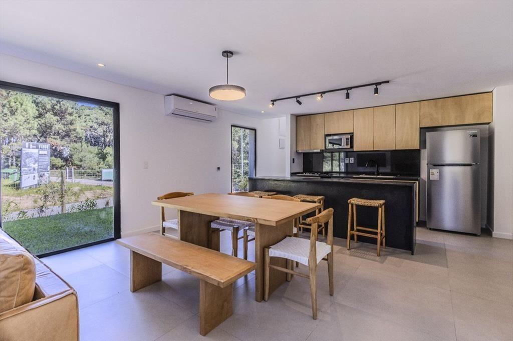 Venta casa de 3 dorm Barrio privado Club del Lago