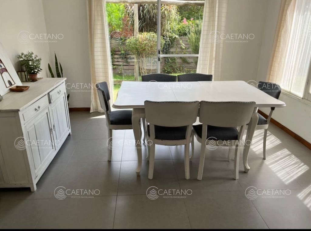 Casa en Venta, 3 Dormitorios Lausana