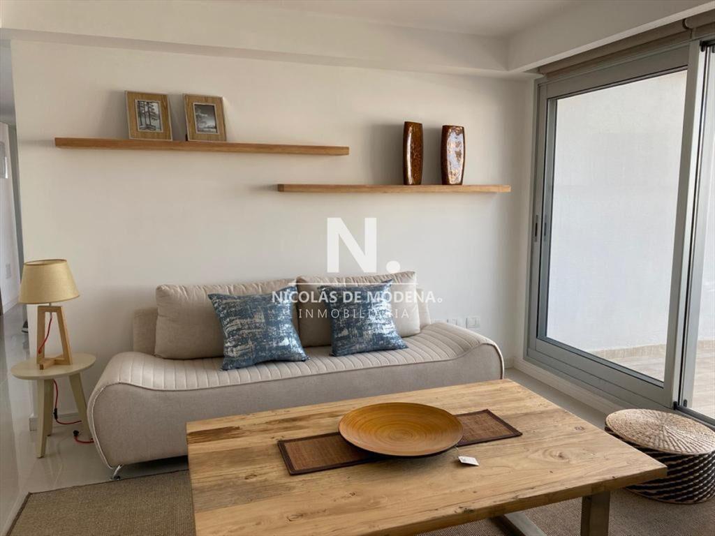 Departamento en venta de 4 dormitorios Punta Del