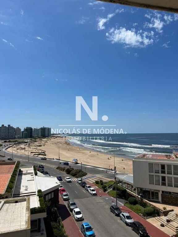Venta , 2 dormitorios en Punta del Este.