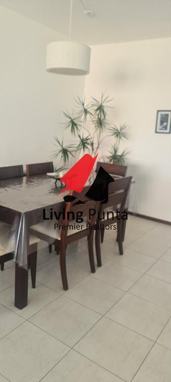 Amplia planta con vista al mar en venta en punta