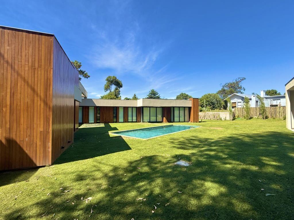 Morderna Propiedad en Venta , Punta del Este