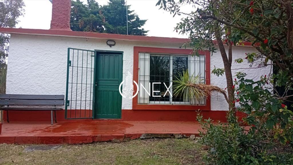 Casa a 2 cuadras de la playa en Los Titanes,
