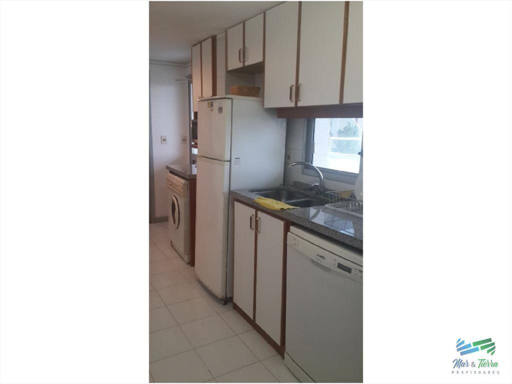 Apartamento en Brava, 2 dormitorios *