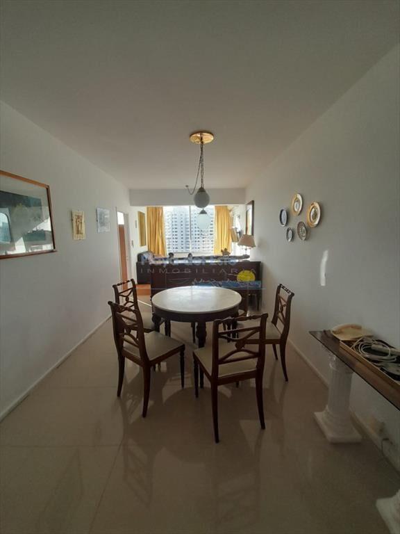 Apartamento de 2 dormitorios en Venta en Punta ,