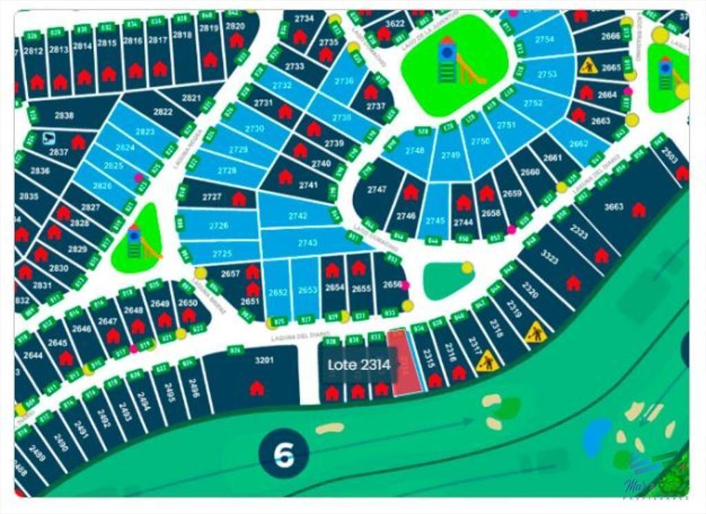 Venta de lote en club del lago con superficie de