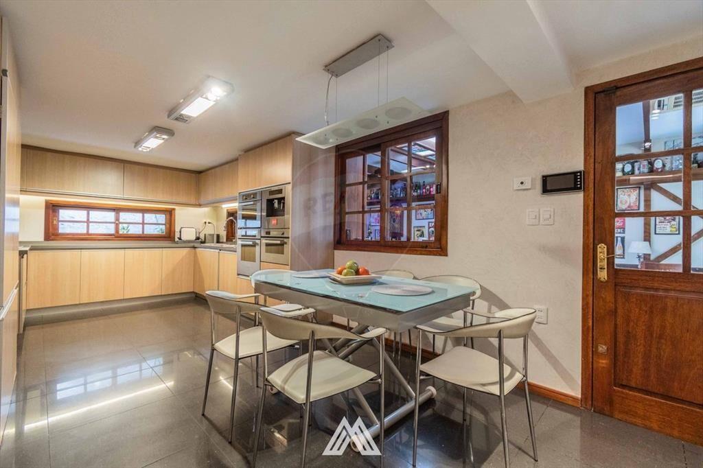 VENTA CASA CARRASCO SUR 4 DORM PISCINA PROX RBLA