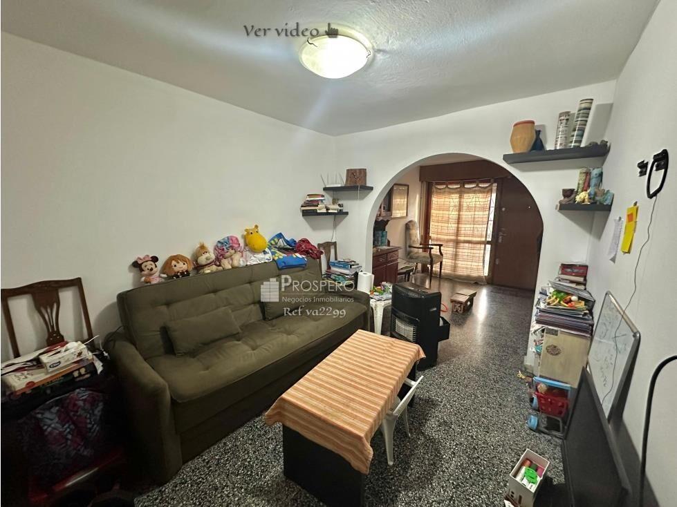 VA2299/P venta casa 3 dorm jacinto vera cochera/patio