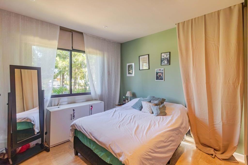 VENTA CASA 4 DORMITORIOS VIÑEDOS DE LA TAHONA