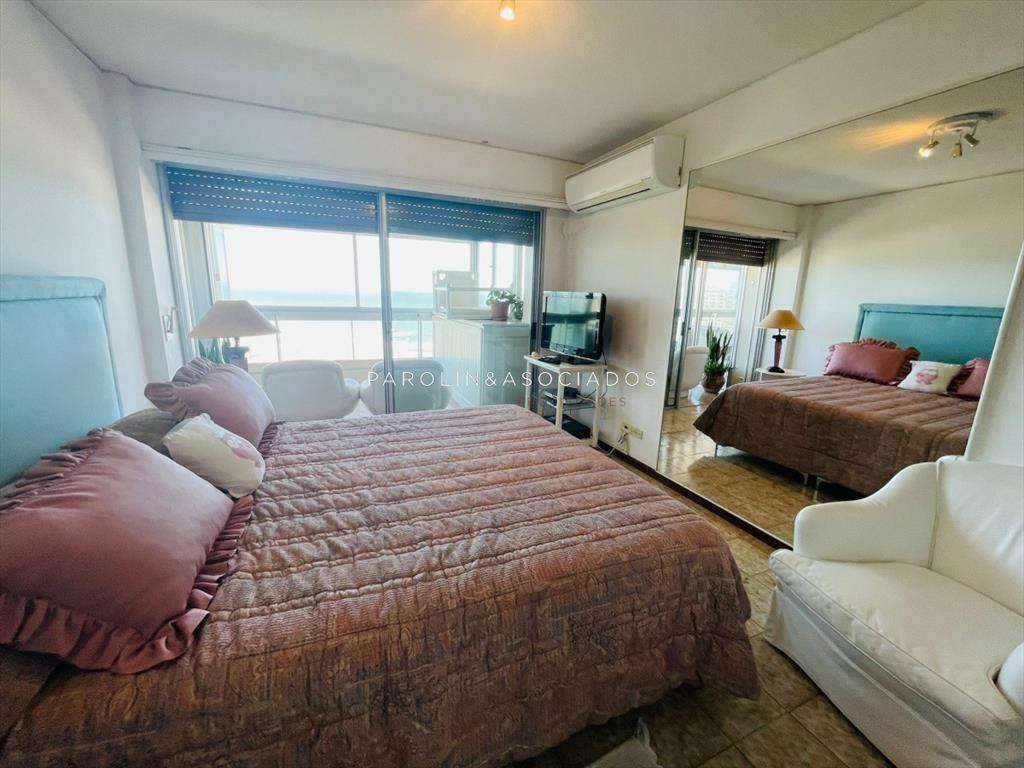 Apartamento en ventaa de 3 dormitorios en Punta