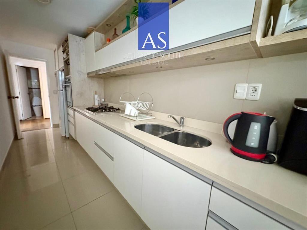 Apartamento reciclado de 3 dormitorios con propio
