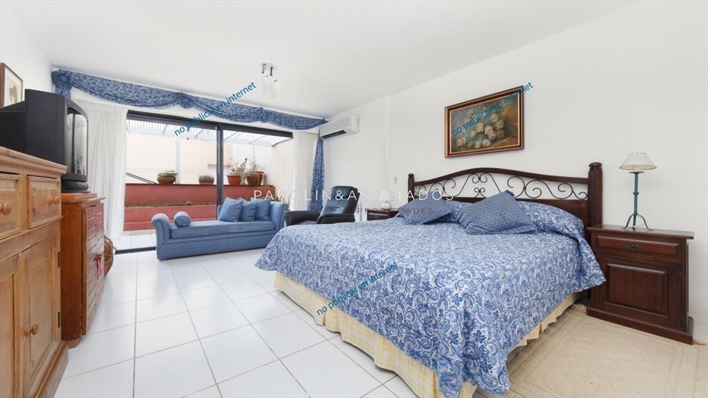 Apartamento en venta de 4 dormitorios en edificio