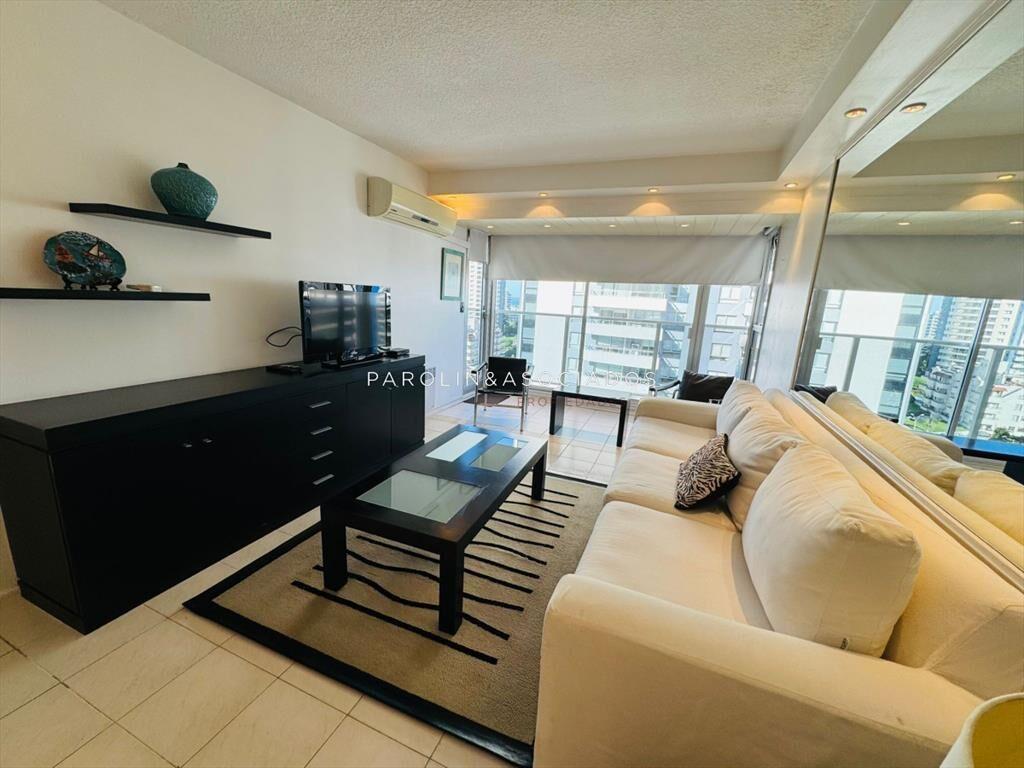 Apartamento en venta en Edificio Long Beach, Punta del Este
