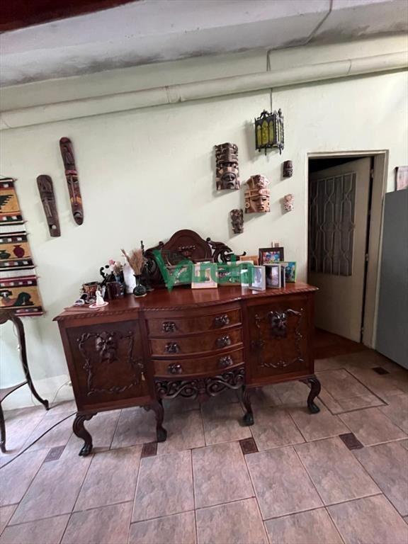 VENTA DE CASA SALINAS, 4 DORMITORIOS Y 2 BAÃ?OS