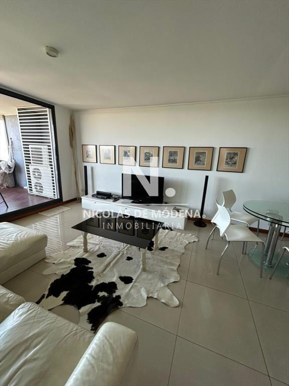 Venta apto 2 dor, 3 baños. Edificio con