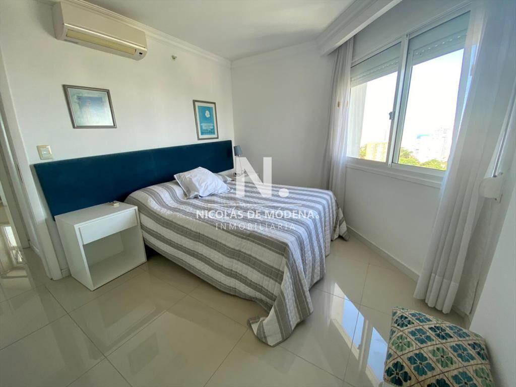 En venta apartamento totalmente equipado, con 3