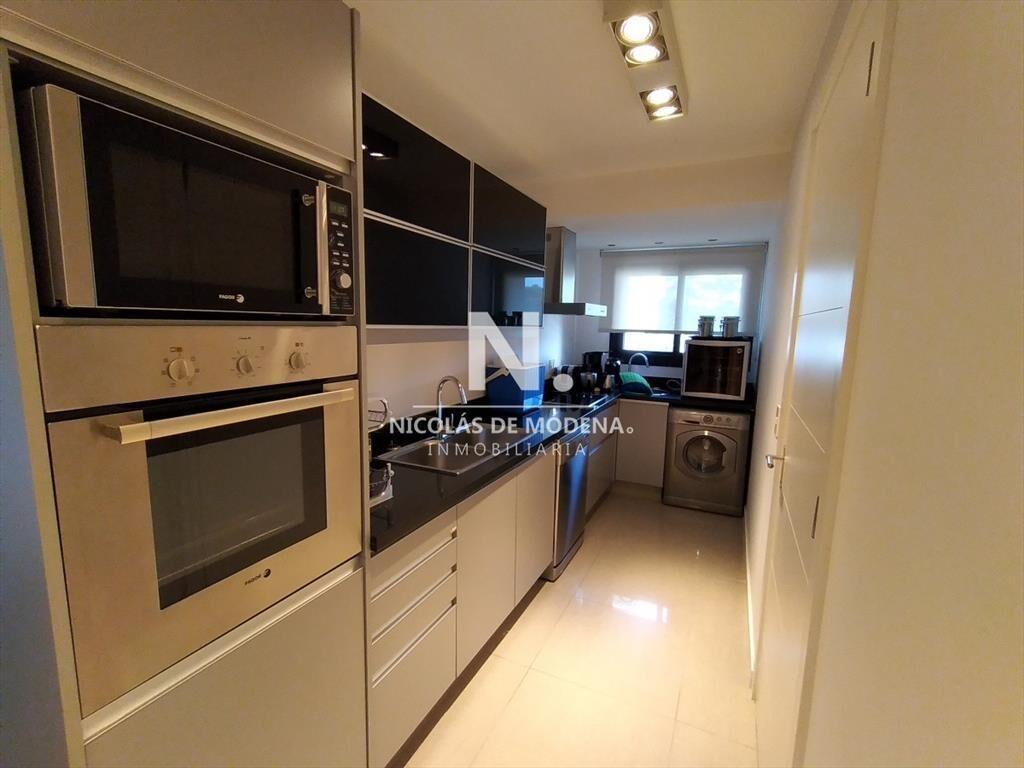 Apartamento en zona de Roosvelt de 3 dormitorios