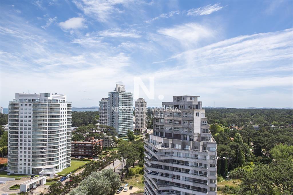 Hermoso Departamento en venta de 3 dormitorios,