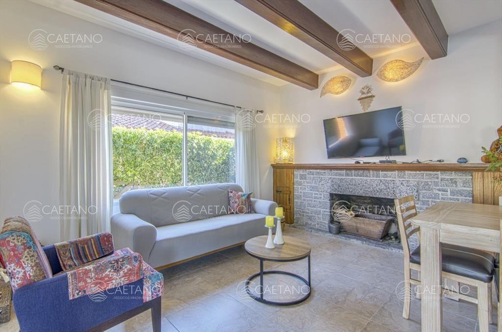 Venta casa de 6 dormitorios - PenÃ­nsula, Punta