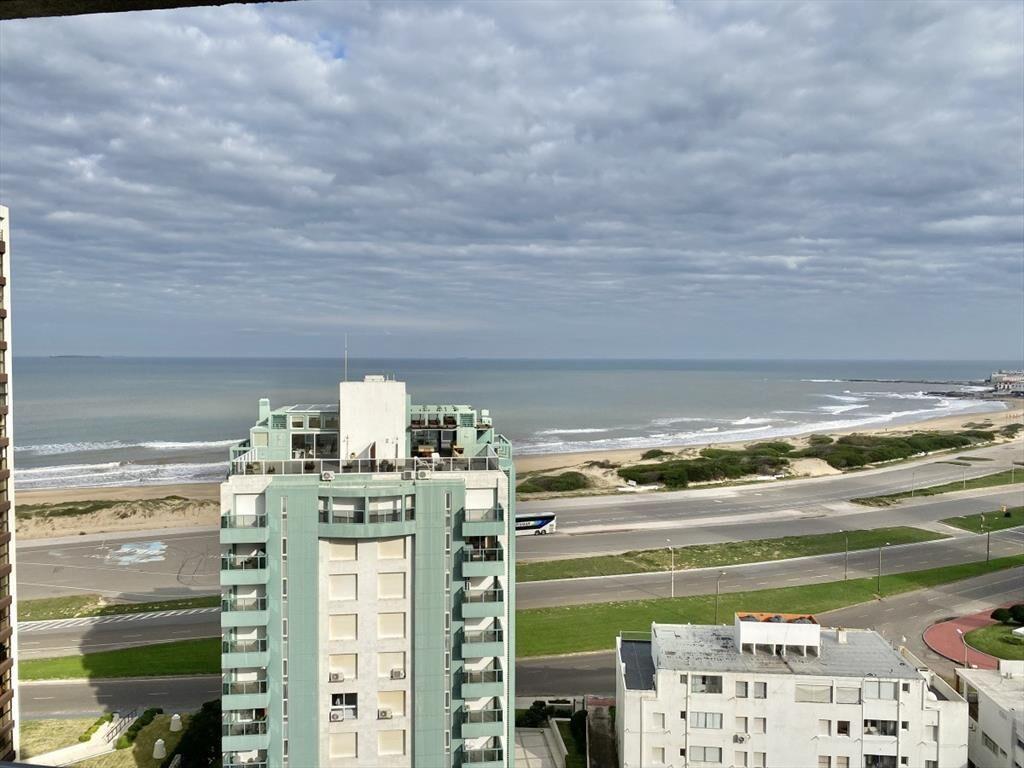 VENTA APTO 2 DORMITORIOS BRAVA PUNTA DEL ESTE